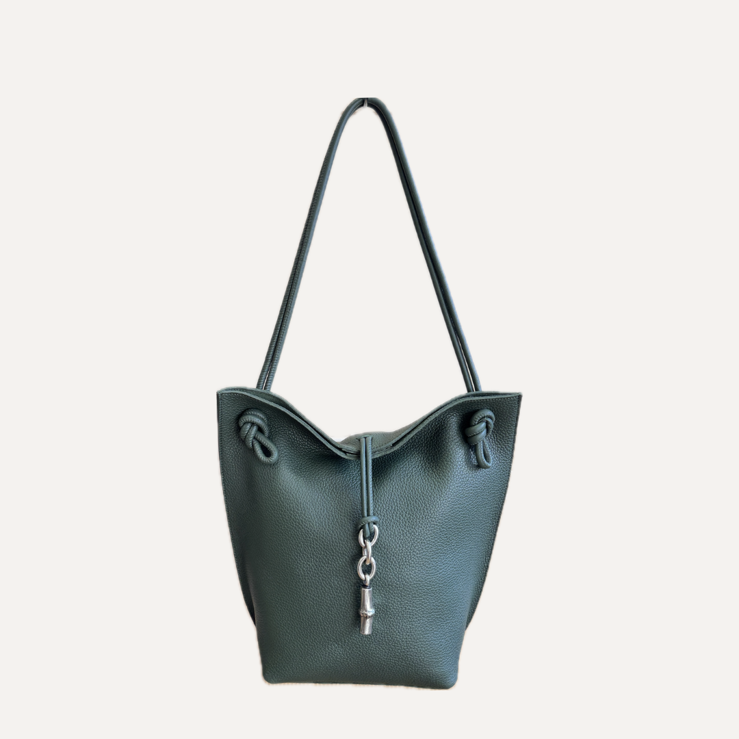 THE NEREA BAG - Bolso en piel vacuno color FOREST