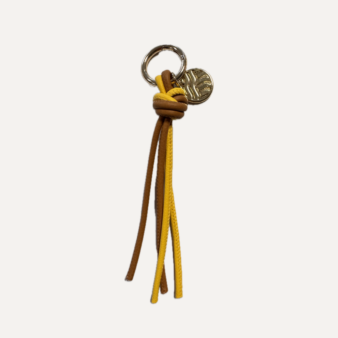 CHARM BORLA en piel vacuno color AMARILLO y CAMEL