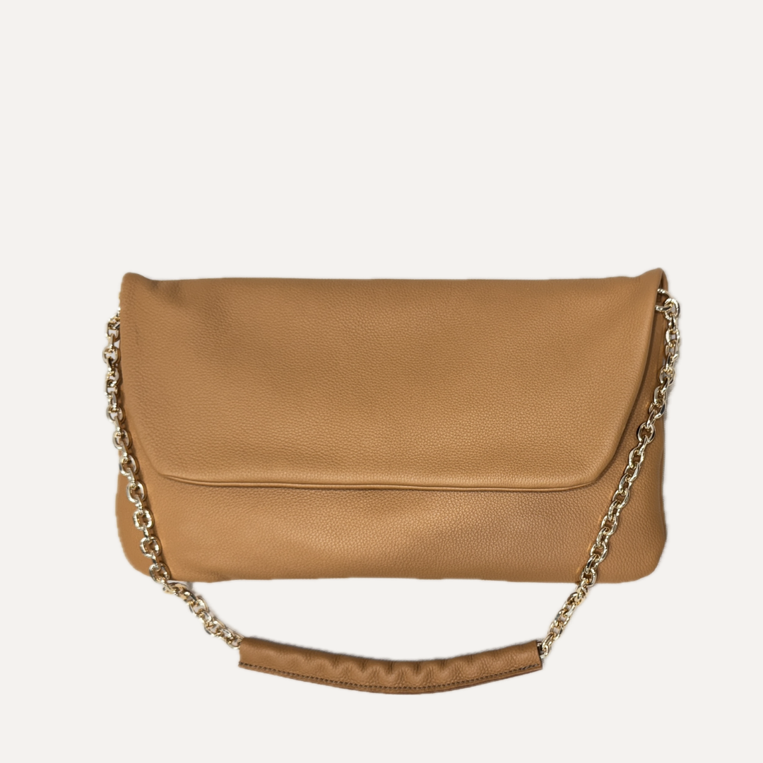 THE BIG CLUTCH PLUS - Bolso en piel vacuno color CARAMELO