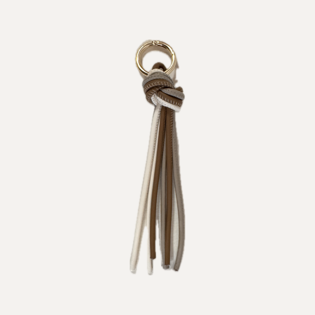 CHARM - Borla en piel vacuno color TAUPE