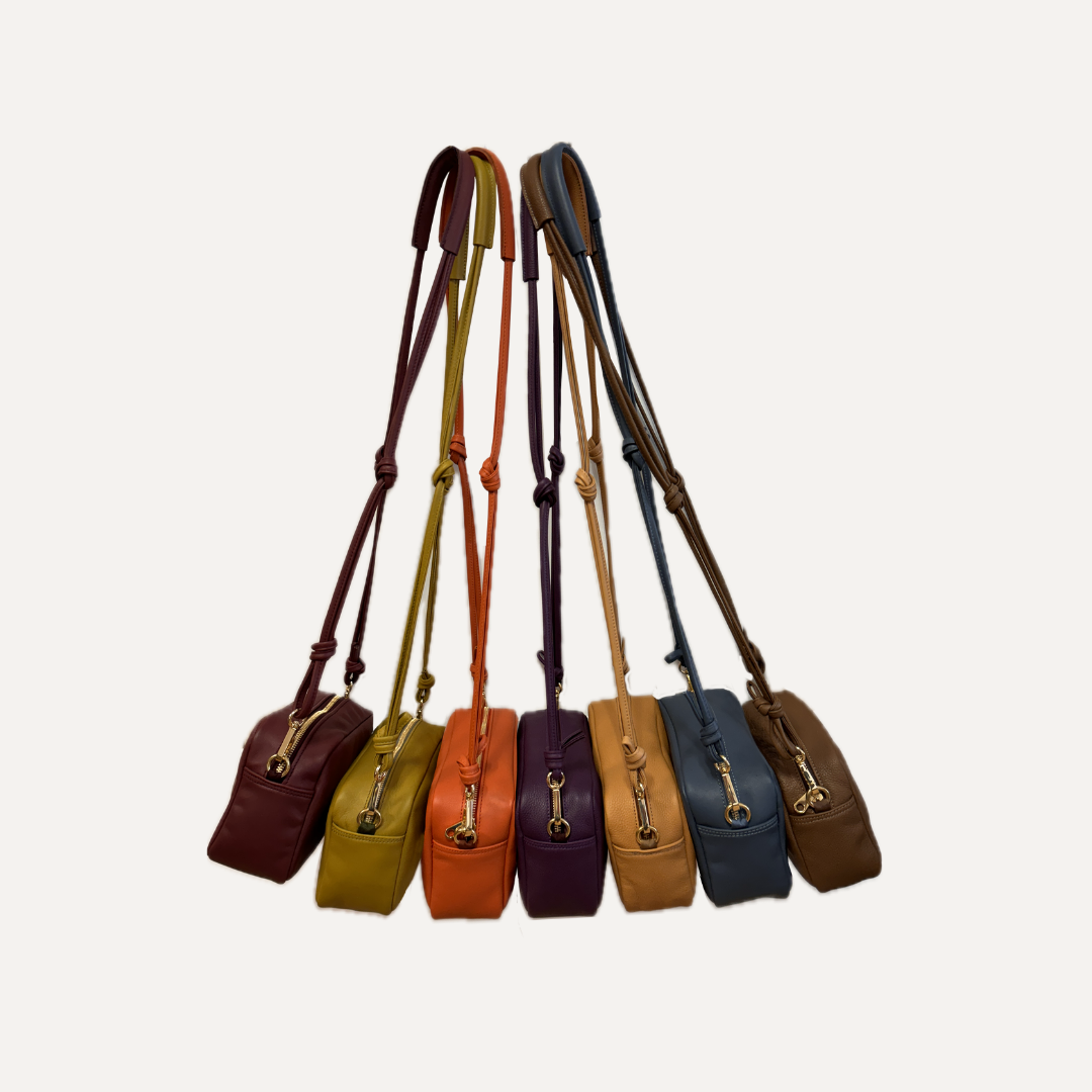 THE MINI SABELA BAG - Bolso en piel vacuno color AZUL