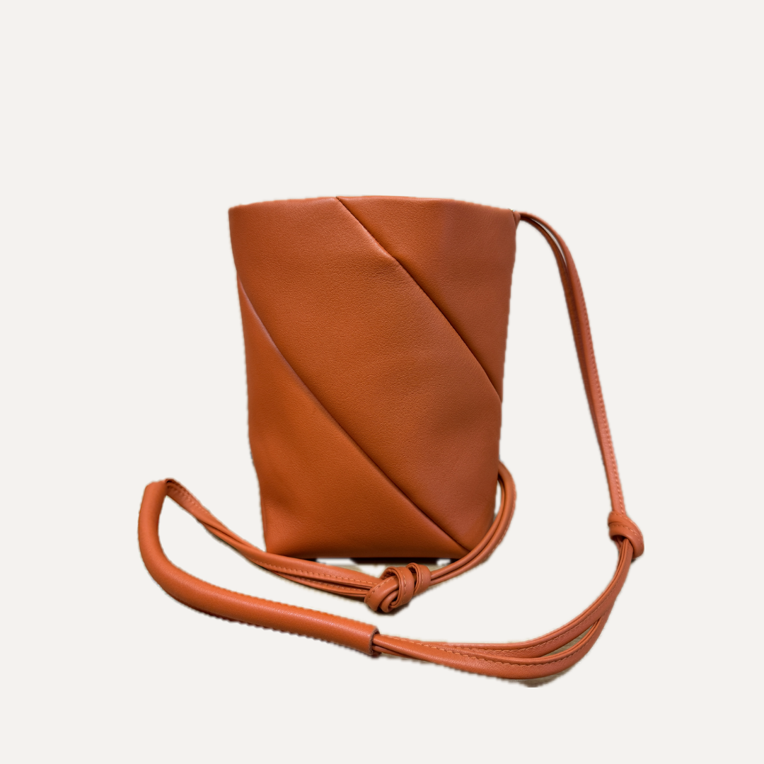 THE MINI LOLA BAG - Bolso en piel vacuno color NARANJA
