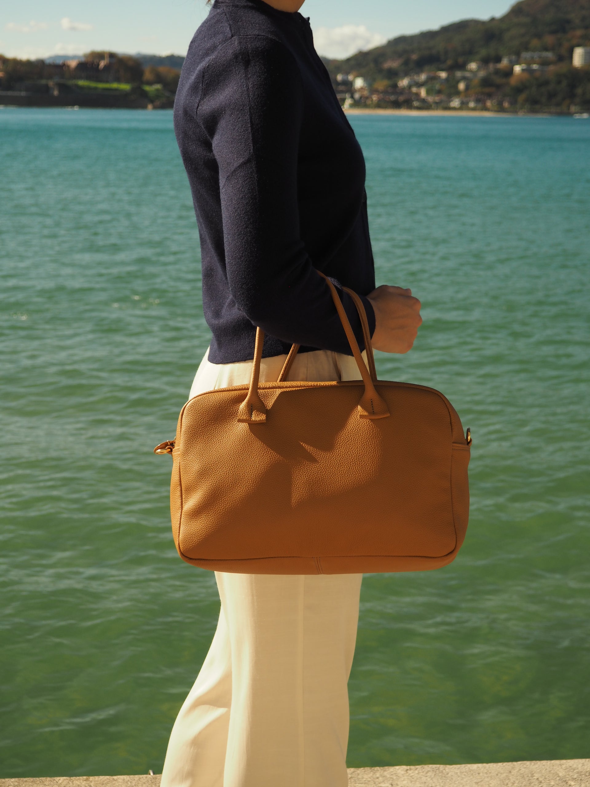 THE GALA BAG - Bolso en piel vacuno color CAMEL