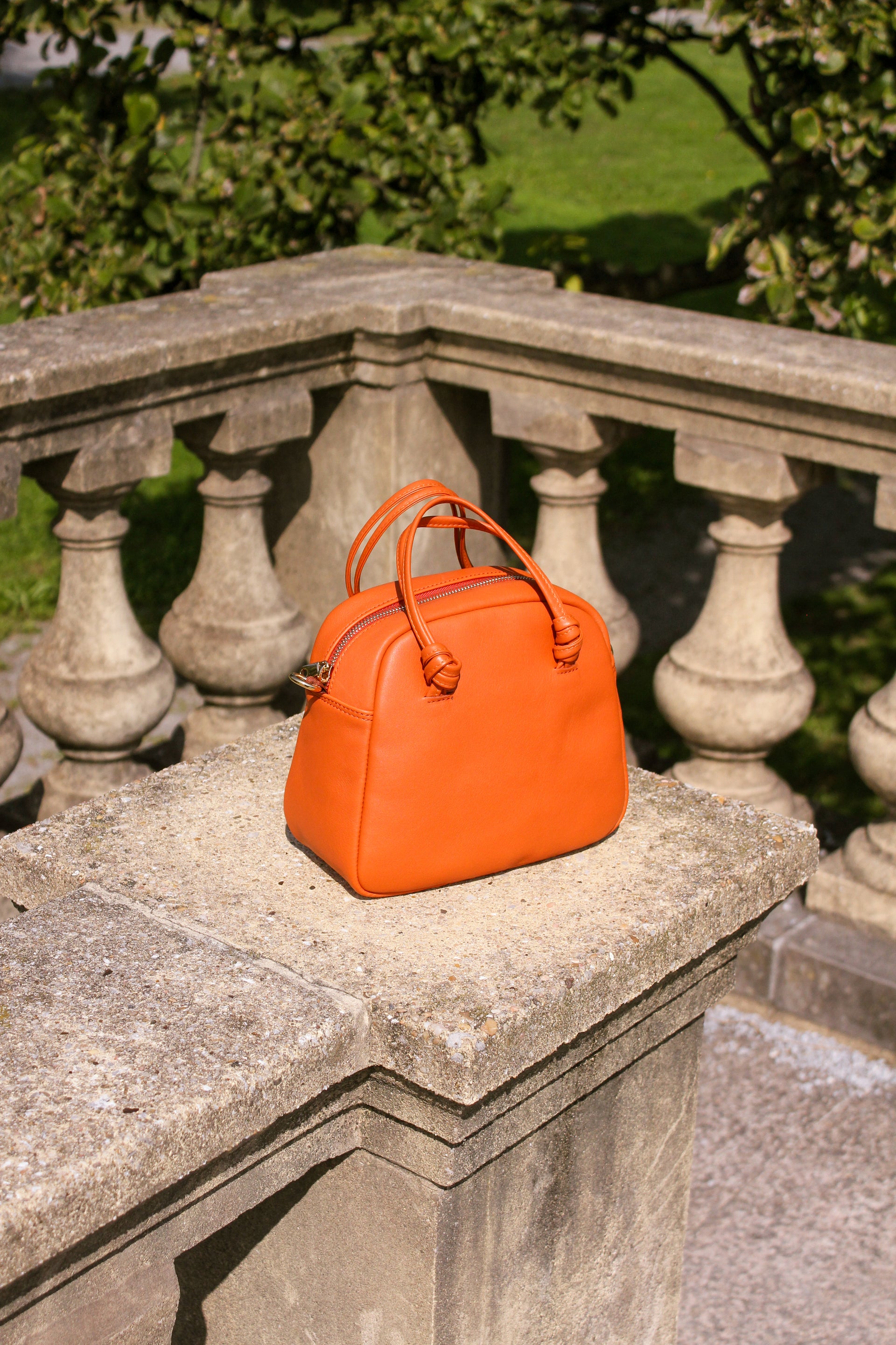 THE BOWLING BAG - Bolso en piel vacuno color NARANJA