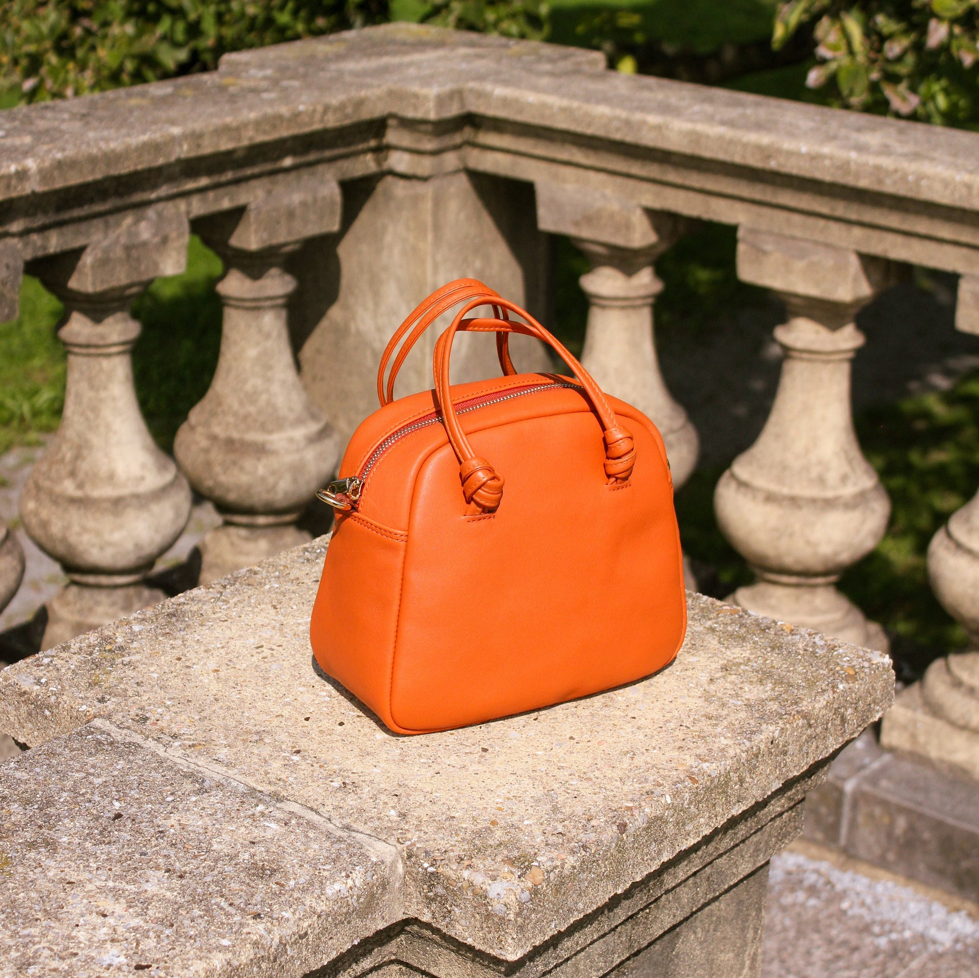 THE MINI BOWLING BAG - Bolso en piel vacuno color NARANJA