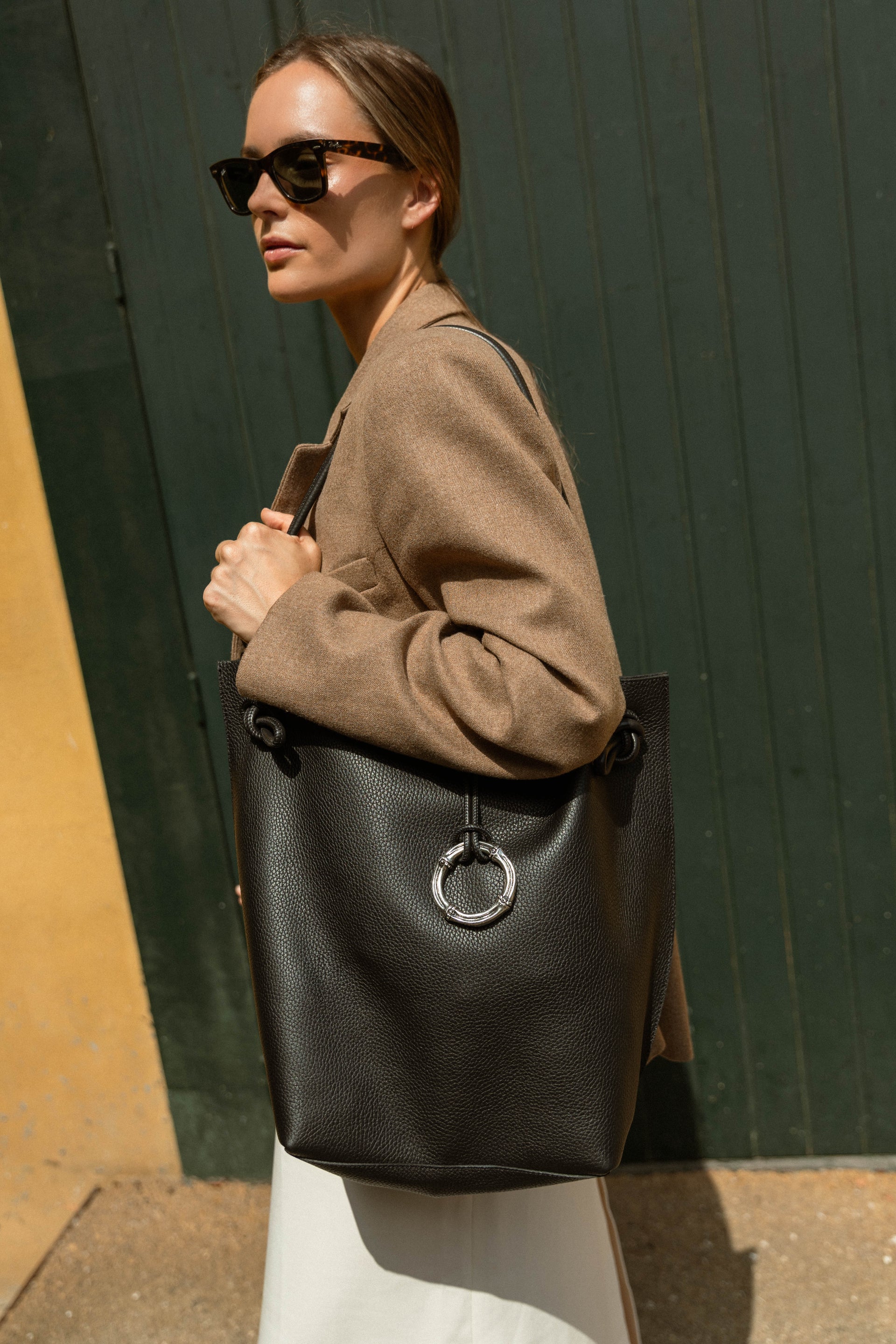 THE ELENA BAG - Bolso en piel vacuno color NEGRO