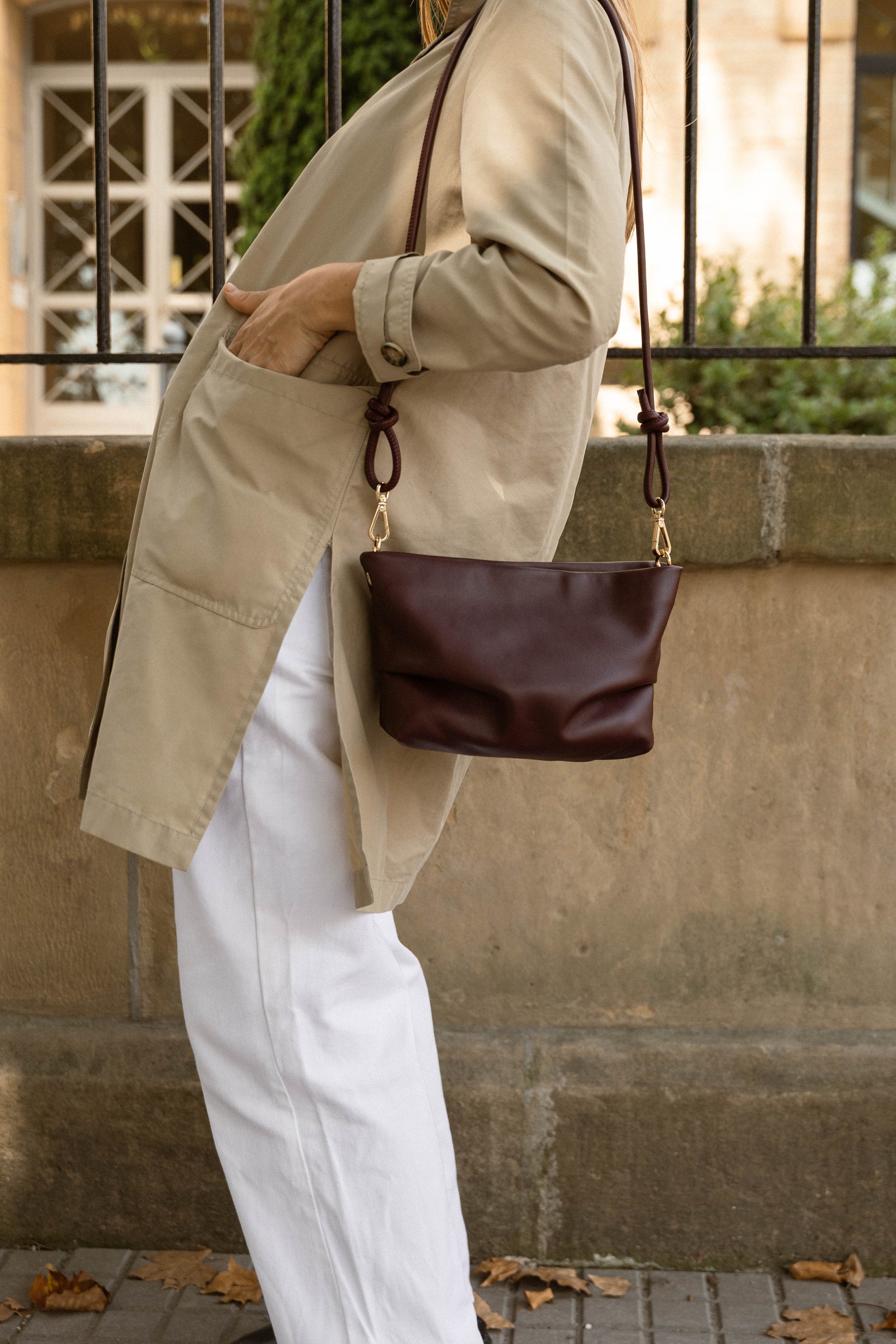 THE RITA BAG - Bolso en piel vacuno color BURDEOS