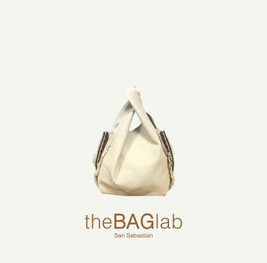 THE MINI JULIA BAG ZARAUZ - Bolso en PIEL con fleco de rafia color IVORY