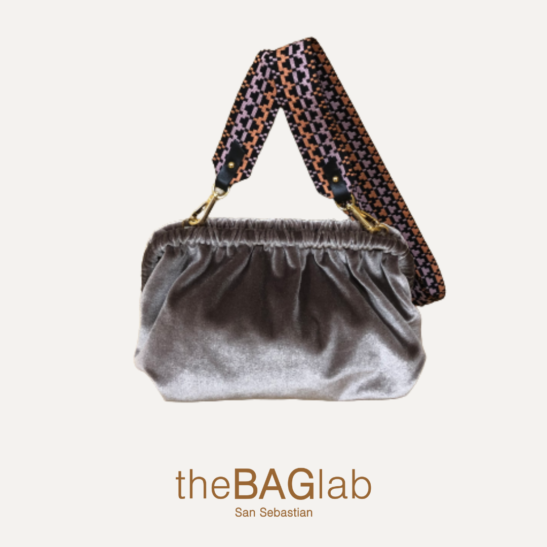 THE ZUMAIA BAG NEW VELVET - Bolso en terciopelo color TAUPE con bandolera